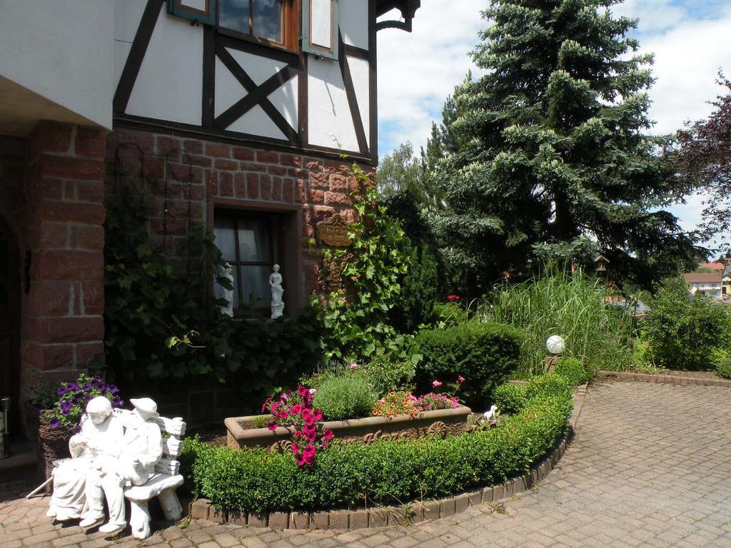 Appartamento Heidi'S Haeuschen Schollbrunn Esterno foto